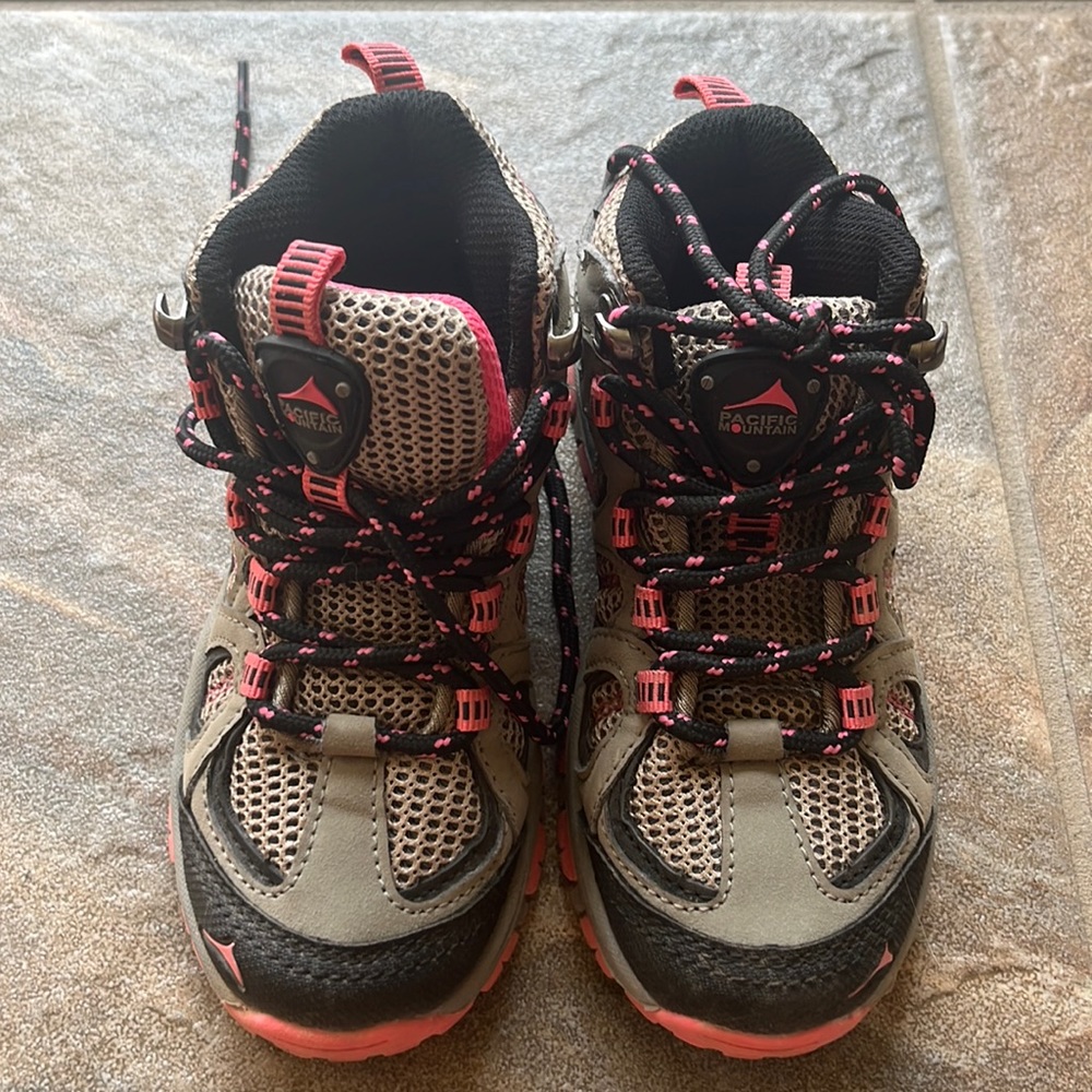 Pacific Mountain Girls Hiking Boot Size 11